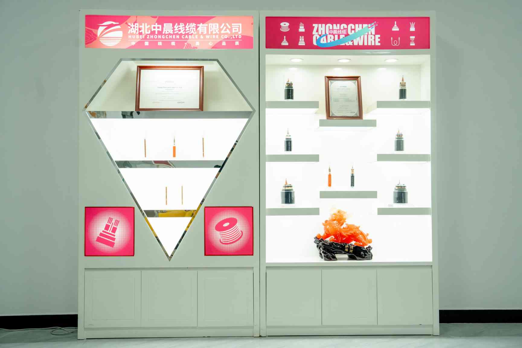 PV1-F 专用电缆或特性介绍等具体方向不明，无法准确给出标题。请提供更具体的文章内容方向，比如“PV1-F 专用电缆的性能特点”“PV1-F 专用电缆的安装与使用”等。